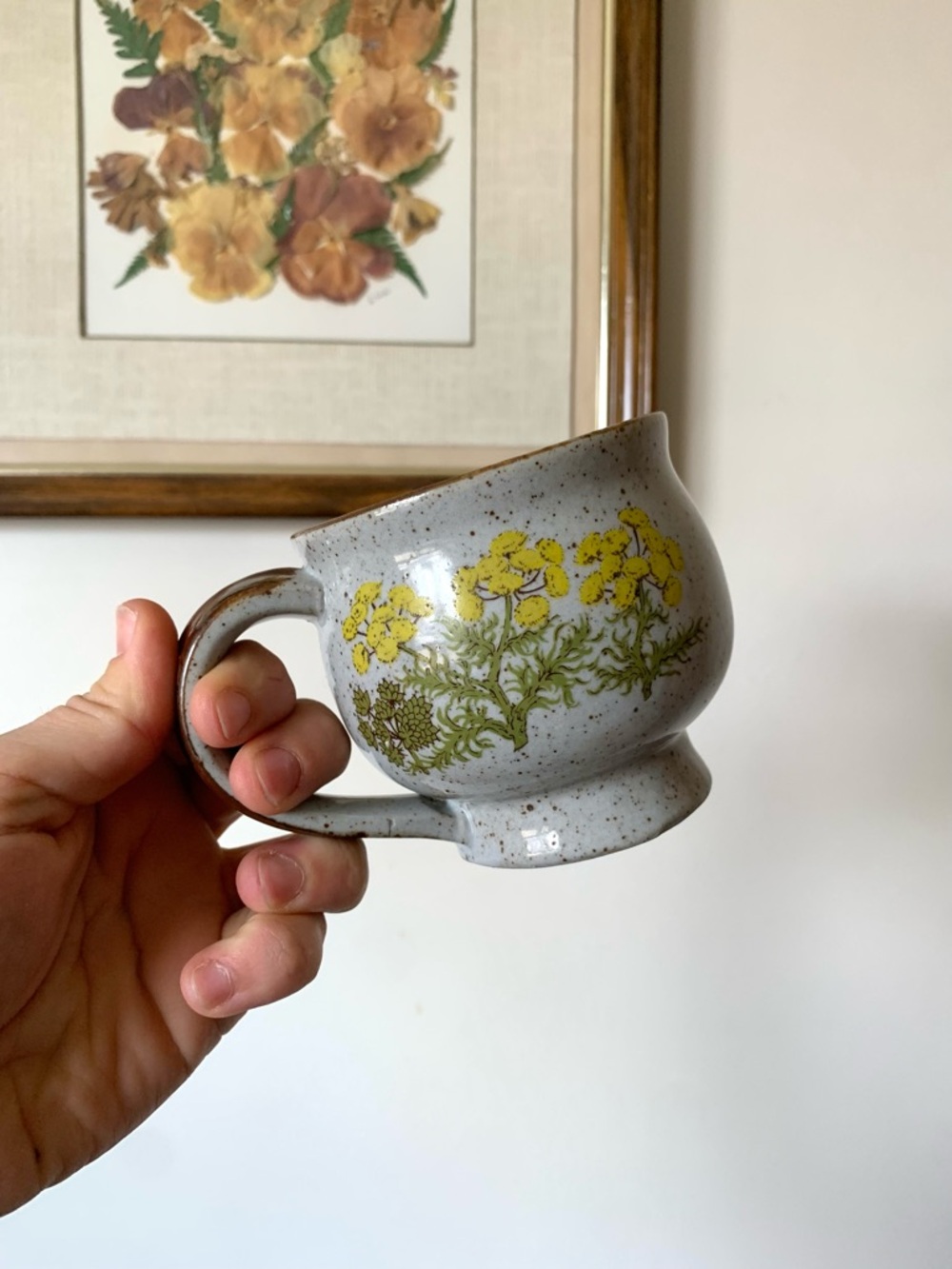 Vintage Speckled Stoneware Pedestal Floral Coffee Mug Yellow Wildflowers 8oz